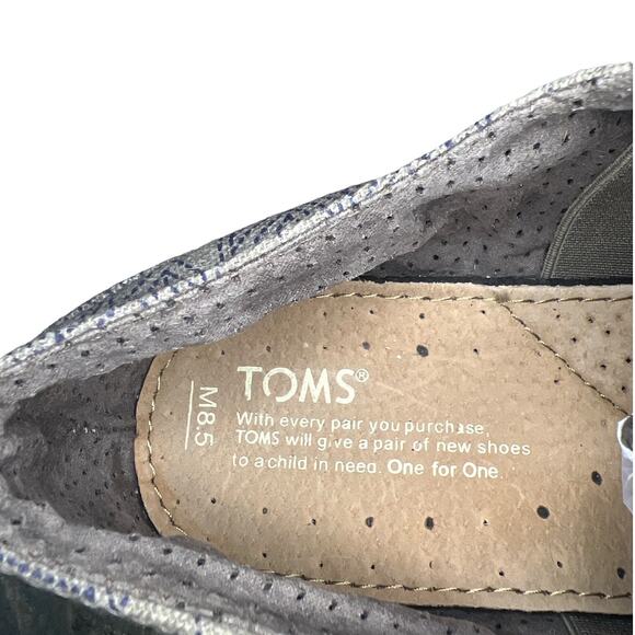 Toms Men's Gray Shoes with Subtle Navy Line Design Size 8.5 - Picture 7 of 9